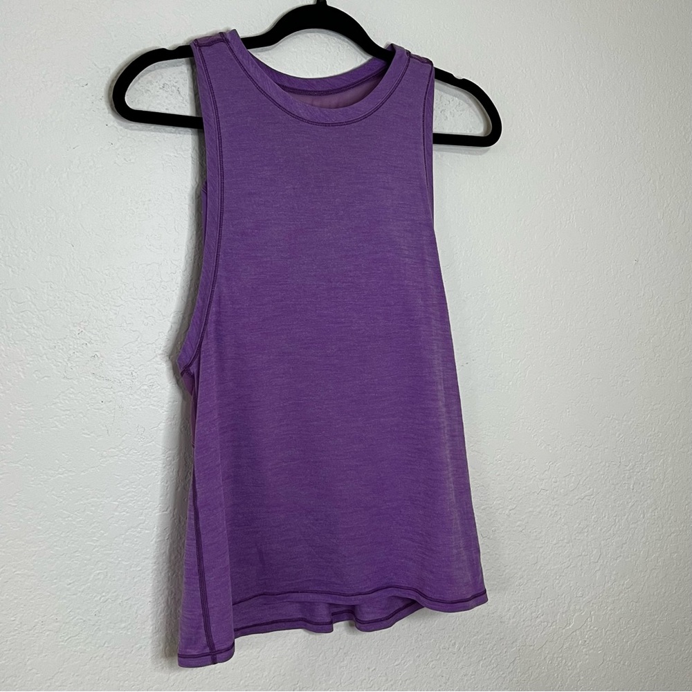 Lululemon Work The‎ Circuit Tank Top Women’s Size 8 Purple Built In Sports Bra - Picture 3 of 8